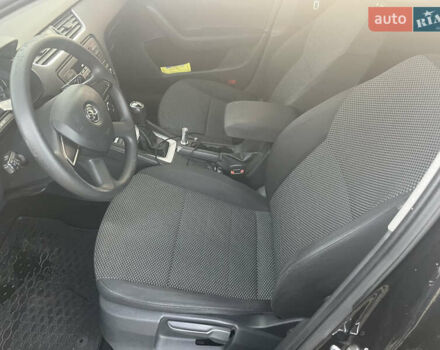 Чорний Шкода Октавія, об'ємом двигуна 2 л та пробігом 295 тис. км за 11800 $, фото 27 на Automoto.ua