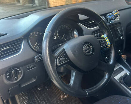 Черный Шкода Октавия, объемом двигателя 1.6 л и пробегом 222 тыс. км за 10500 $, фото 8 на Automoto.ua