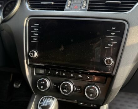 Чорний Шкода Октавія, об'ємом двигуна 1.6 л та пробігом 230 тис. км за 10500 $, фото 16 на Automoto.ua
