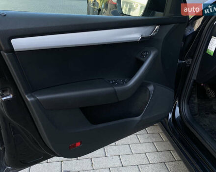 Чорний Шкода Октавія, об'ємом двигуна 1.6 л та пробігом 322 тис. км за 10900 $, фото 21 на Automoto.ua