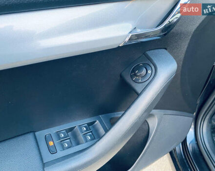 Чорний Шкода Октавія, об'ємом двигуна 1.6 л та пробігом 319 тис. км за 9700 $, фото 19 на Automoto.ua