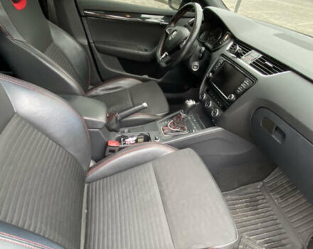 Черный Шкода Октавия, объемом двигателя 2 л и пробегом 206 тыс. км за 15300 $, фото 10 на Automoto.ua