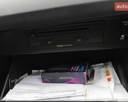 Черный Шкода Октавия, объемом двигателя 1.6 л и пробегом 343 тыс. км за 10000 $, фото 27 на Automoto.ua