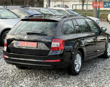 Черный Шкода Октавия, объемом двигателя 1.6 л и пробегом 218 тыс. км за 11950 $, фото 8 на Automoto.ua