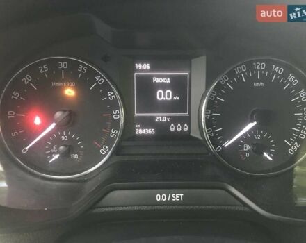 Черный Шкода Октавия, объемом двигателя 1.6 л и пробегом 285 тыс. км за 11000 $, фото 2 на Automoto.ua