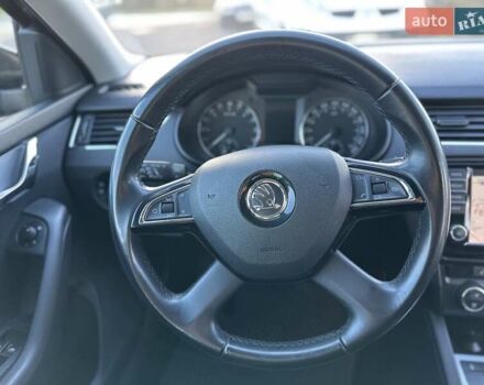 Черный Шкода Октавия, объемом двигателя 1.6 л и пробегом 209 тыс. км за 11500 $, фото 18 на Automoto.ua