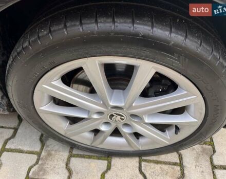 Черный Шкода Октавия, объемом двигателя 1.8 л и пробегом 247 тыс. км за 12845 $, фото 12 на Automoto.ua