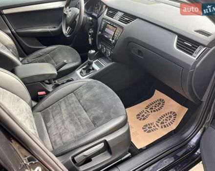 Черный Шкода Октавия, объемом двигателя 1.8 л и пробегом 247 тыс. км за 12845 $, фото 32 на Automoto.ua