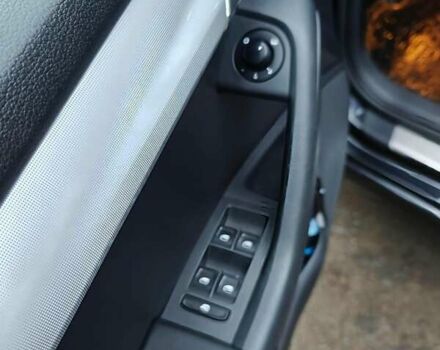 Черный Шкода Октавия, объемом двигателя 1.6 л и пробегом 343 тыс. км за 10000 $, фото 21 на Automoto.ua