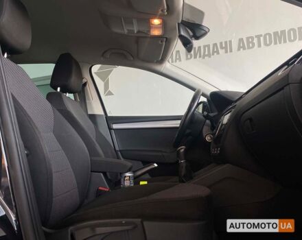 Черный Шкода Октавия, объемом двигателя 1.6 л и пробегом 270 тыс. км за 10700 $, фото 8 на Automoto.ua