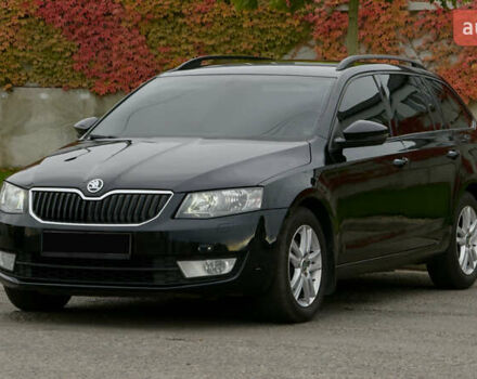 Шкода Октавия 2014 в Днепре (Днепропетровске) на Automoto.ua Черный Шкода Октавия, объемом двигателя 1.97 л и пробегом 192 тыс. км за 11500 $, фото 2 на Automoto.ua