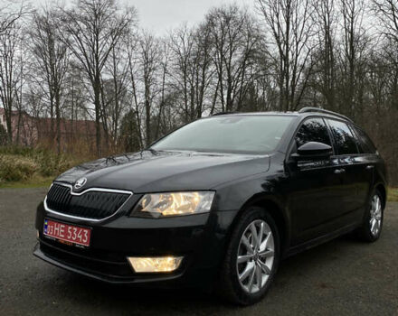Черный Шкода Октавия, объемом двигателя 1.6 л и пробегом 218 тыс. км за 9499 $, фото 1 на Automoto.ua