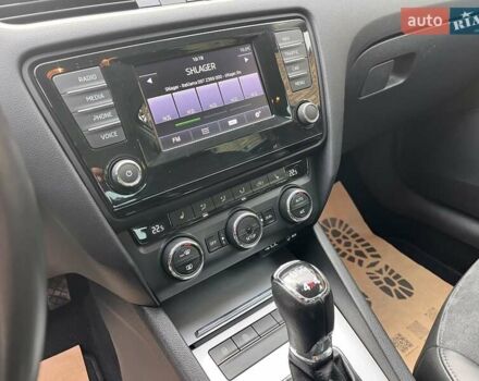 Черный Шкода Октавия, объемом двигателя 1.8 л и пробегом 247 тыс. км за 12900 $, фото 18 на Automoto.ua