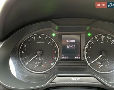 Черный Шкода Октавия, объемом двигателя 1.6 л и пробегом 290 тыс. км за 12300 $, фото 17 на Automoto.ua