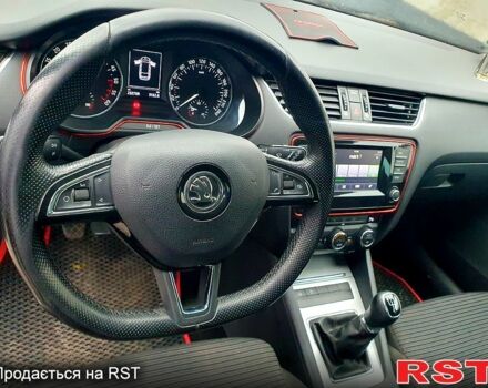 Черный Шкода Октавия, объемом двигателя 1.6 л и пробегом 220 тыс. км за 10600 $, фото 4 на Automoto.ua