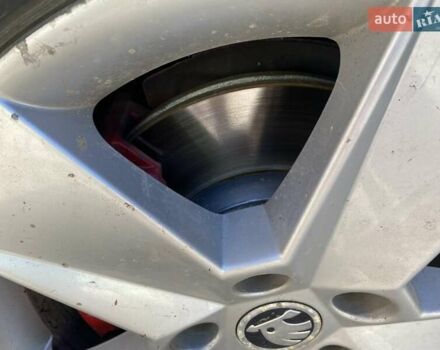 Черный Шкода Октавия, объемом двигателя 1.6 л и пробегом 238 тыс. км за 11500 $, фото 13 на Automoto.ua