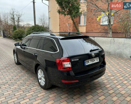 Черный Шкода Октавия, объемом двигателя 2 л и пробегом 312 тыс. км за 13500 $, фото 4 на Automoto.ua