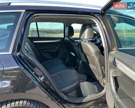 Черный Шкода Октавия, объемом двигателя 1.6 л и пробегом 209 тыс. км за 11500 $, фото 4 на Automoto.ua