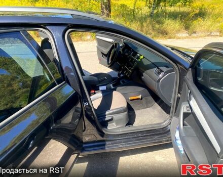 Черный Шкода Октавия, объемом двигателя 1.6 л и пробегом 300 тыс. км за 10300 $, фото 6 на Automoto.ua