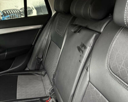 Черный Шкода Октавия, объемом двигателя 1.6 л и пробегом 305 тыс. км за 9850 $, фото 11 на Automoto.ua