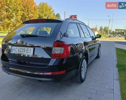Черный Шкода Октавия, объемом двигателя 1.97 л и пробегом 258 тыс. км за 10600 $, фото 6 на Automoto.ua