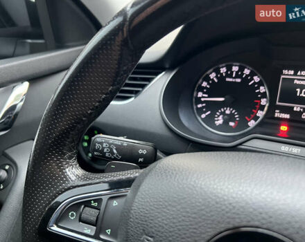 Черный Шкода Октавия, объемом двигателя 2 л и пробегом 312 тыс. км за 13500 $, фото 39 на Automoto.ua