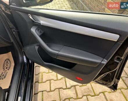 Черный Шкода Октавия, объемом двигателя 1.8 л и пробегом 247 тыс. км за 12845 $, фото 31 на Automoto.ua