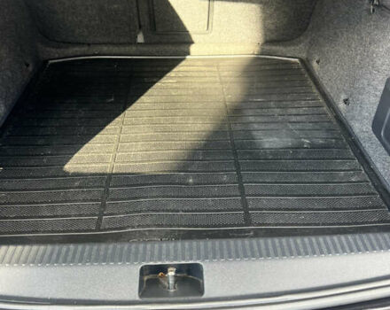 Черный Шкода Октавия, объемом двигателя 1.6 л и пробегом 267 тыс. км за 9497 $, фото 5 на Automoto.ua