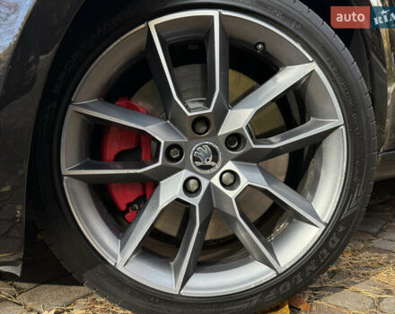 Шкода Октавія 2015 у Дрогобичі на Automoto.ua Чорний Шкода Октавія, об'ємом двигуна 2 л та пробігом 220 тис. км за 14699 $, фото 38 на Automoto.ua