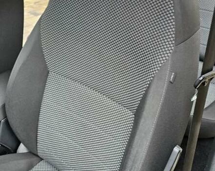 Черный Шкода Октавия, объемом двигателя 1.6 л и пробегом 206 тыс. км за 12000 $, фото 34 на Automoto.ua