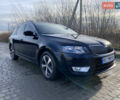 Черный Шкода Октавия, объемом двигателя 1.6 л и пробегом 210 тыс. км за 11350 $, фото 1 на Automoto.ua