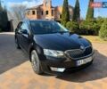 Черный Шкода Октавия, объемом двигателя 1.6 л и пробегом 319 тыс. км за 9950 $, фото 1 на Automoto.ua