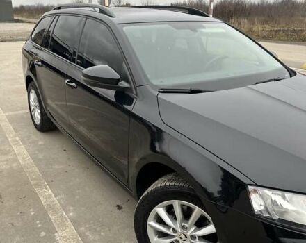 Черный Шкода Октавия, объемом двигателя 1.6 л и пробегом 260 тыс. км за 12300 $, фото 3 на Automoto.ua