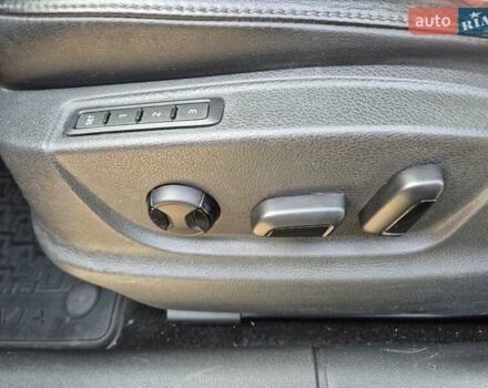 Черный Шкода Октавия, объемом двигателя 1.6 л и пробегом 193 тыс. км за 12345 $, фото 7 на Automoto.ua