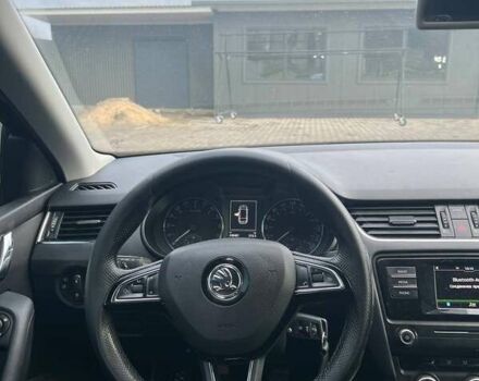 Чорний Шкода Октавія, об'ємом двигуна 1.6 л та пробігом 250 тис. км за 9500 $, фото 2 на Automoto.ua