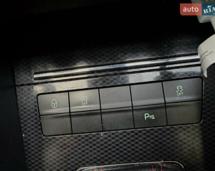 Черный Шкода Октавия, объемом двигателя 1.97 л и пробегом 318 тыс. км за 13000 $, фото 23 на Automoto.ua