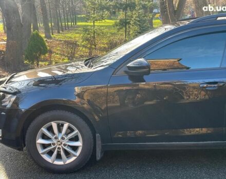 Черный Шкода Октавия, объемом двигателя 1.6 л и пробегом 227 тыс. км за 12790 $, фото 13 на Automoto.ua