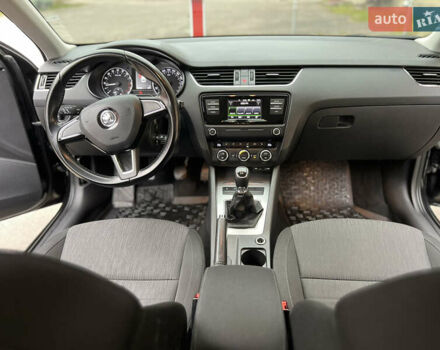 Шкода Октавия 2015 в Харькове на Automoto.ua Черный Шкода Октавия, объемом двигателя 1.6 л и пробегом 254 тыс. км за 11500 $, фото 10 на Automoto.ua