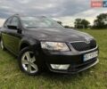 Черный Шкода Октавия, объемом двигателя 1.6 л и пробегом 227 тыс. км за 12500 $, фото 1 на Automoto.ua