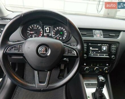 Черный Шкода Октавия, объемом двигателя 1.6 л и пробегом 290 тыс. км за 11700 $, фото 34 на Automoto.ua