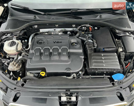 Шкода Октавия 2015 в Червонограде на Automoto.ua Черный Шкода Октавия, объемом двигателя 1.97 л и пробегом 246 тыс. км за 14135 $, фото 11 на Automoto.ua