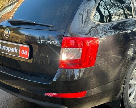 Черный Шкода Октавия, объемом двигателя 1.6 л и пробегом 227 тыс. км за 12790 $, фото 8 на Automoto.ua