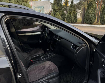 Чорний Шкода Октавія, об'ємом двигуна 1.6 л та пробігом 262 тис. км за 10100 $, фото 11 на Automoto.ua