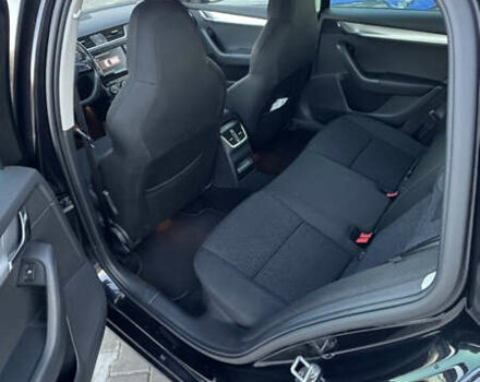 Черный Шкода Октавия, объемом двигателя 1.6 л и пробегом 275 тыс. км за 12450 $, фото 19 на Automoto.ua