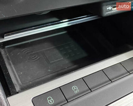 Чорний Шкода Октавія, об'ємом двигуна 1.6 л та пробігом 221 тис. км за 12250 $, фото 21 на Automoto.ua