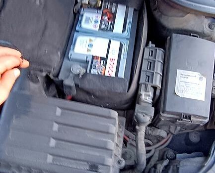 Чорний Шкода Октавія, об'ємом двигуна 1.6 л та пробігом 309 тис. км за 11500 $, фото 6 на Automoto.ua