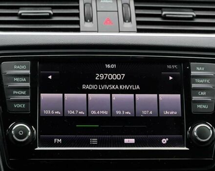 Черный Шкода Октавия, объемом двигателя 2 л и пробегом 191 тыс. км за 12999 $, фото 15 на Automoto.ua