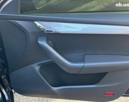 Черный Шкода Октавия, объемом двигателя 1.6 л и пробегом 227 тыс. км за 12790 $, фото 28 на Automoto.ua