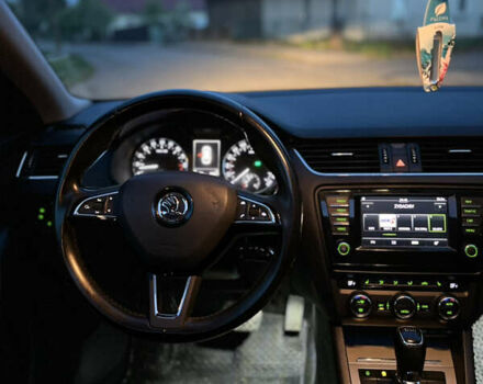 Чорний Шкода Октавія, об'ємом двигуна 1.6 л та пробігом 252 тис. км за 11599 $, фото 2 на Automoto.ua