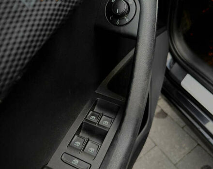 Черный Шкода Октавия, объемом двигателя 1.97 л и пробегом 318 тыс. км за 13000 $, фото 25 на Automoto.ua